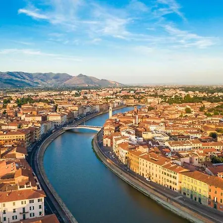 La Finestra Su Lucca 펜션 *